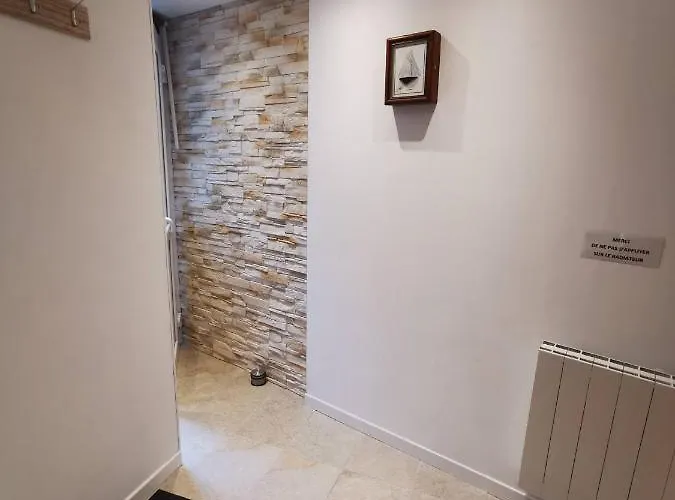 Le Rez De Jardin Апартаменты *